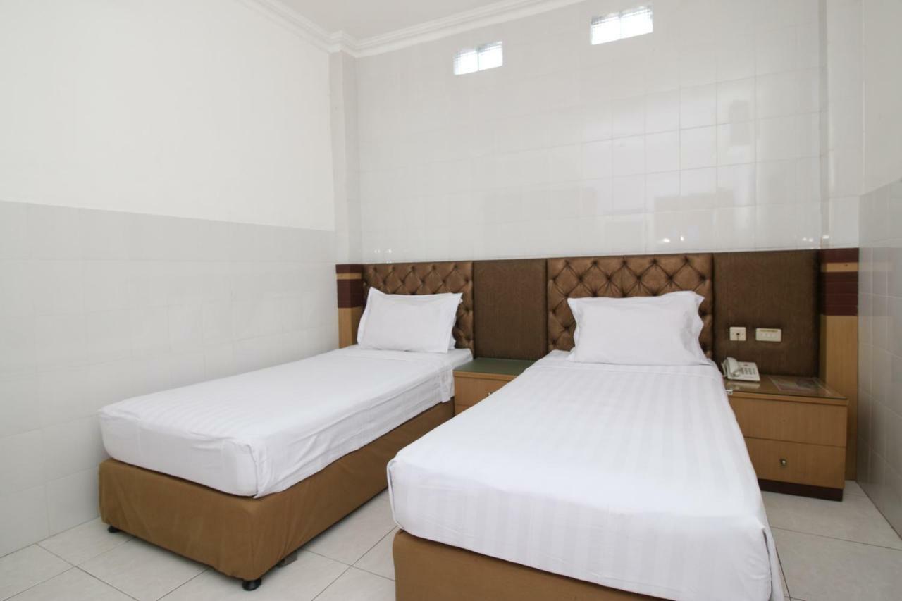 Hotel Metro Surabaya Eksteriør billede