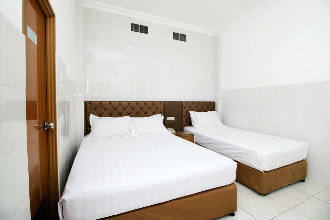 Hotel Metro Surabaya Eksteriør billede