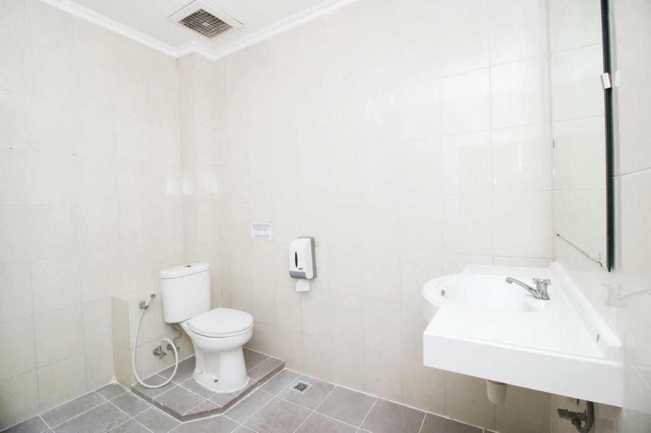 Hotel Metro Surabaya Eksteriør billede